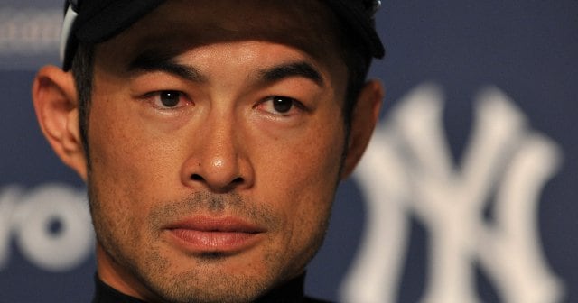 フェイクニュースではないのか？」記者席は騒然…イチローの“ヤンキース