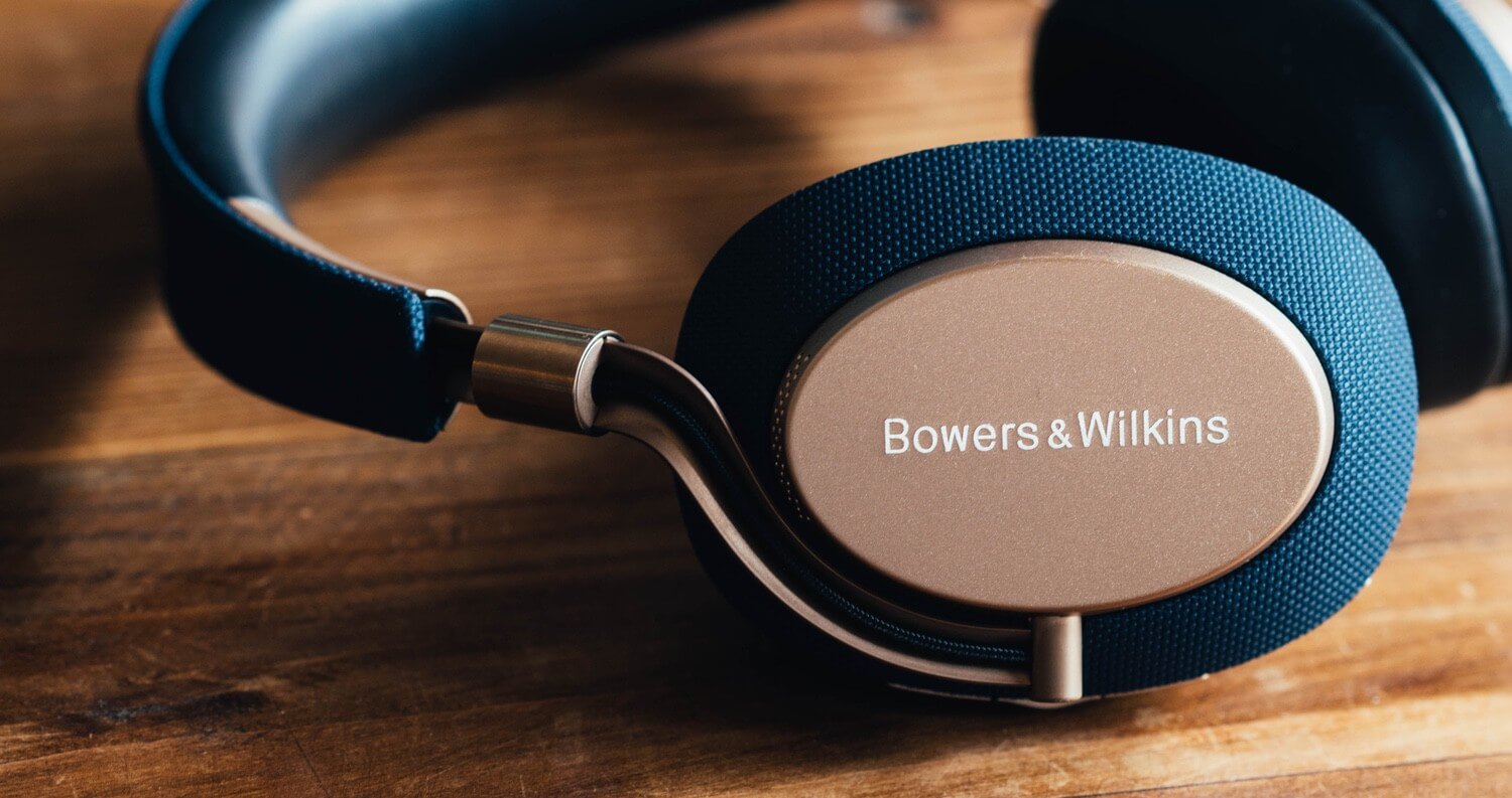 日々に溶け込む、ノイズキャンセリングワイヤレスヘッドホン「Bowers