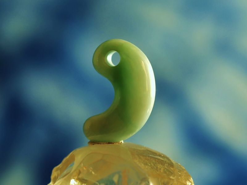 出雲大社・真名井出土勾玉（写し）糸魚川ヒスイ勾玉