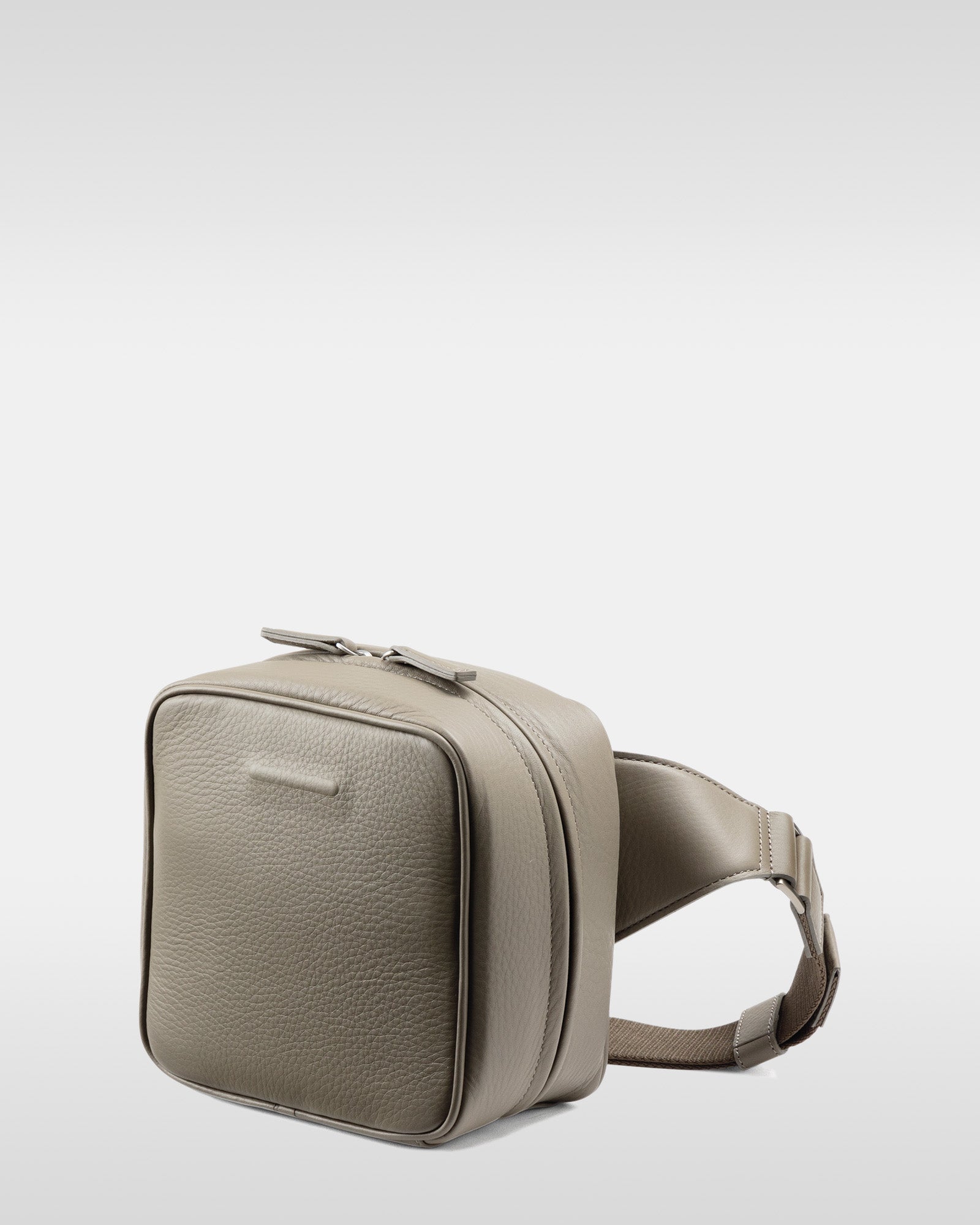 ウィークエンド カメラバッグ ミディアム - 防水レザー カメラバッグ