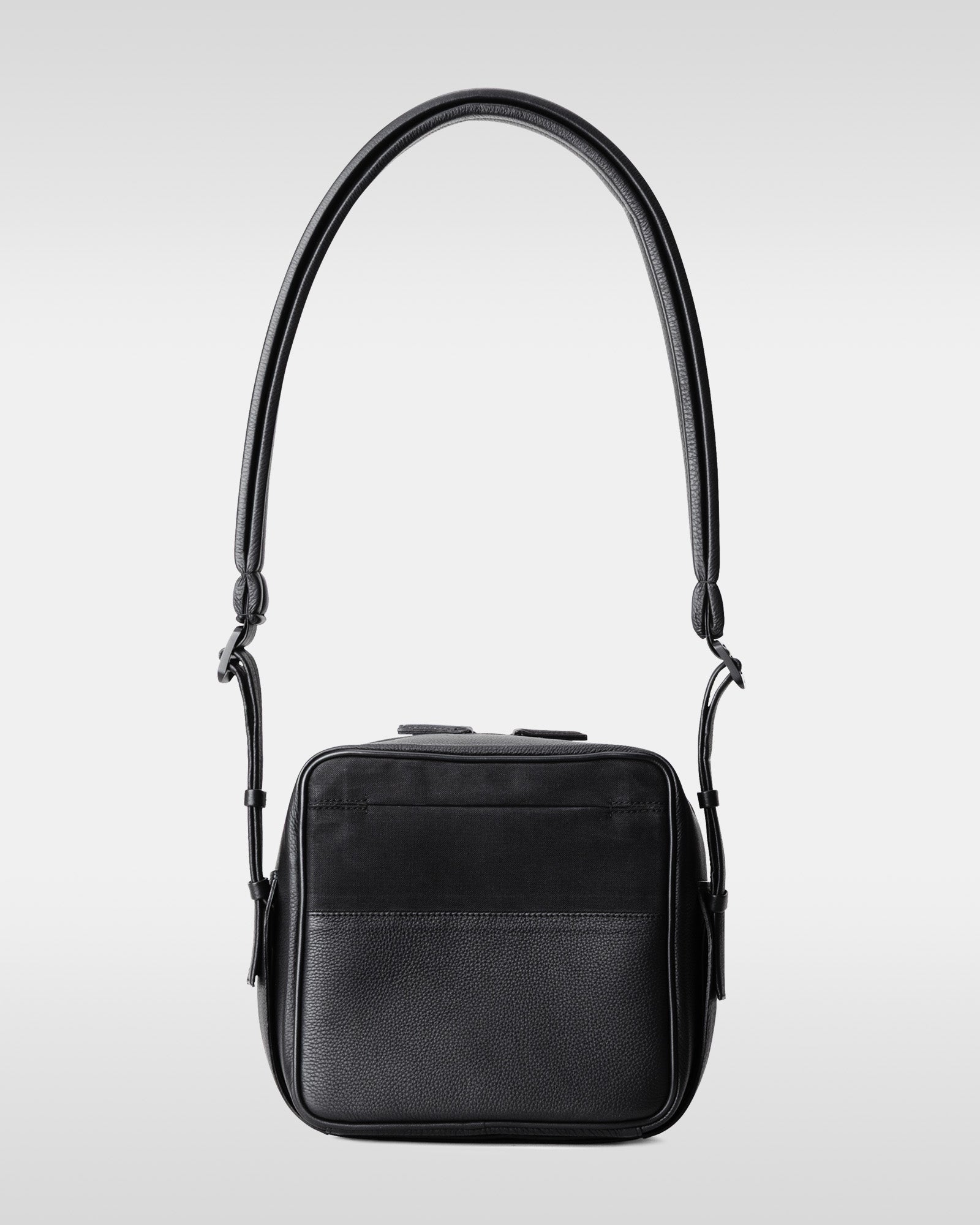 ウィークエンドショルダーカメラバッグ ラージ - レザーショルダー
