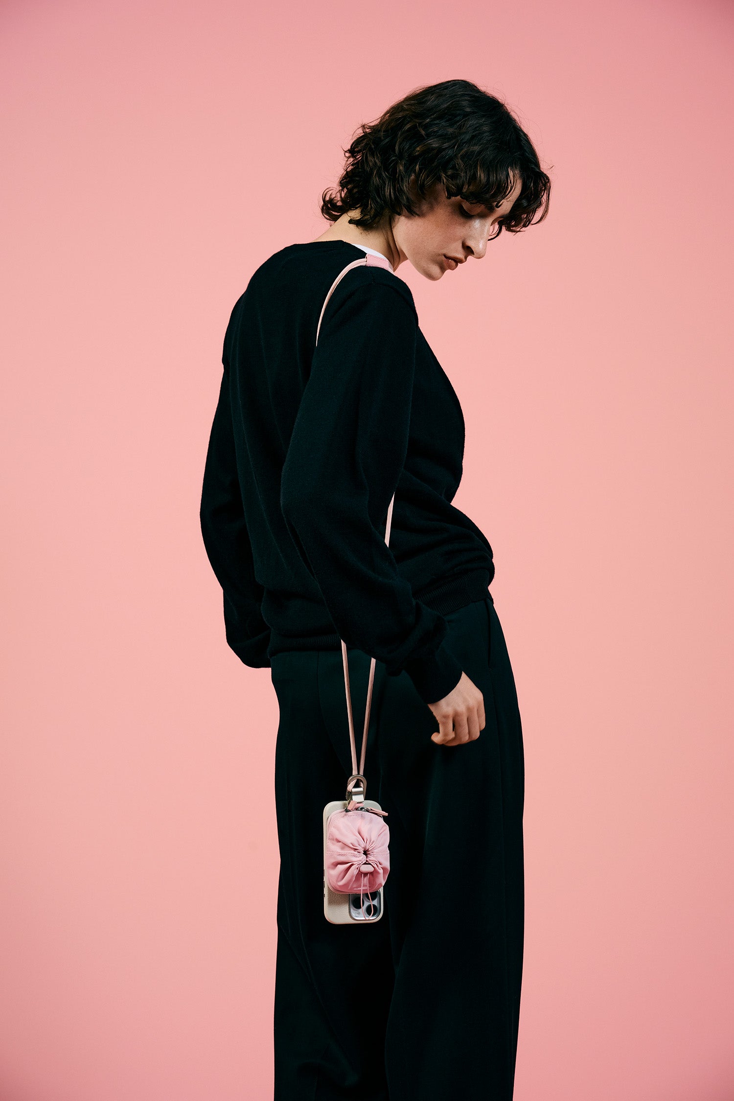 マイクロバッグ - レザー スマホショルダー / ウェアラブル iPhone