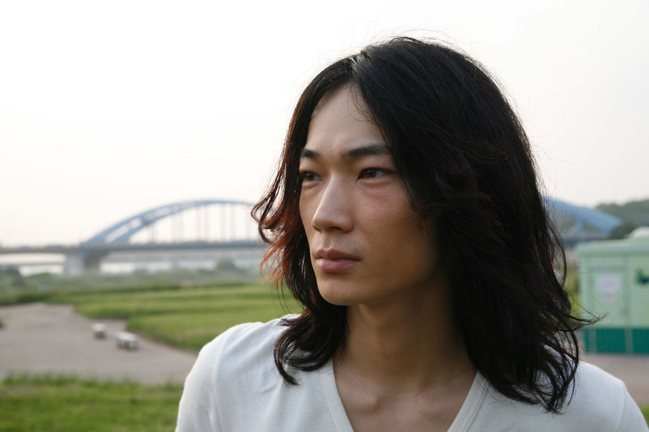 綾野剛の出演映画7本を3夜連続放送、「そこのみにて光輝く」「渋谷