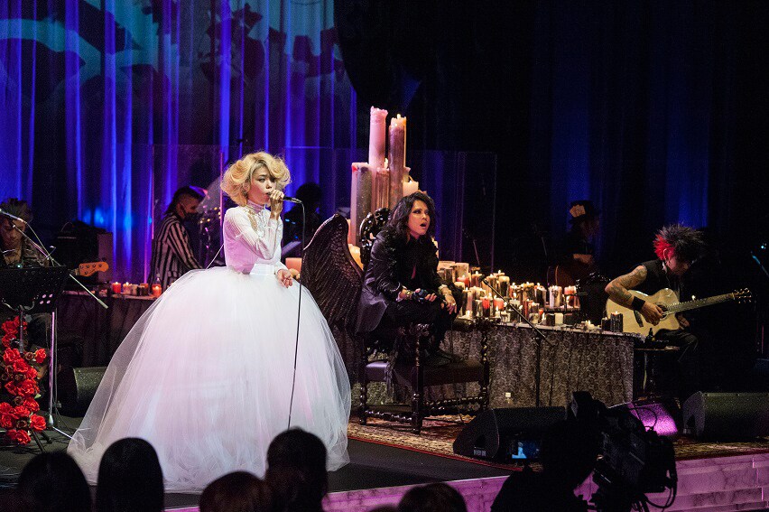 MTVUnpluggedVAMPS_Chara.jpg?