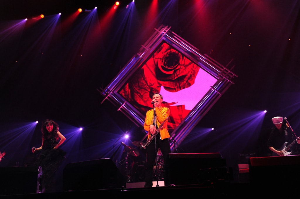 BARBEE BOYS、21年ぶり武道館でトリプルアンコール - 音楽ナタリー