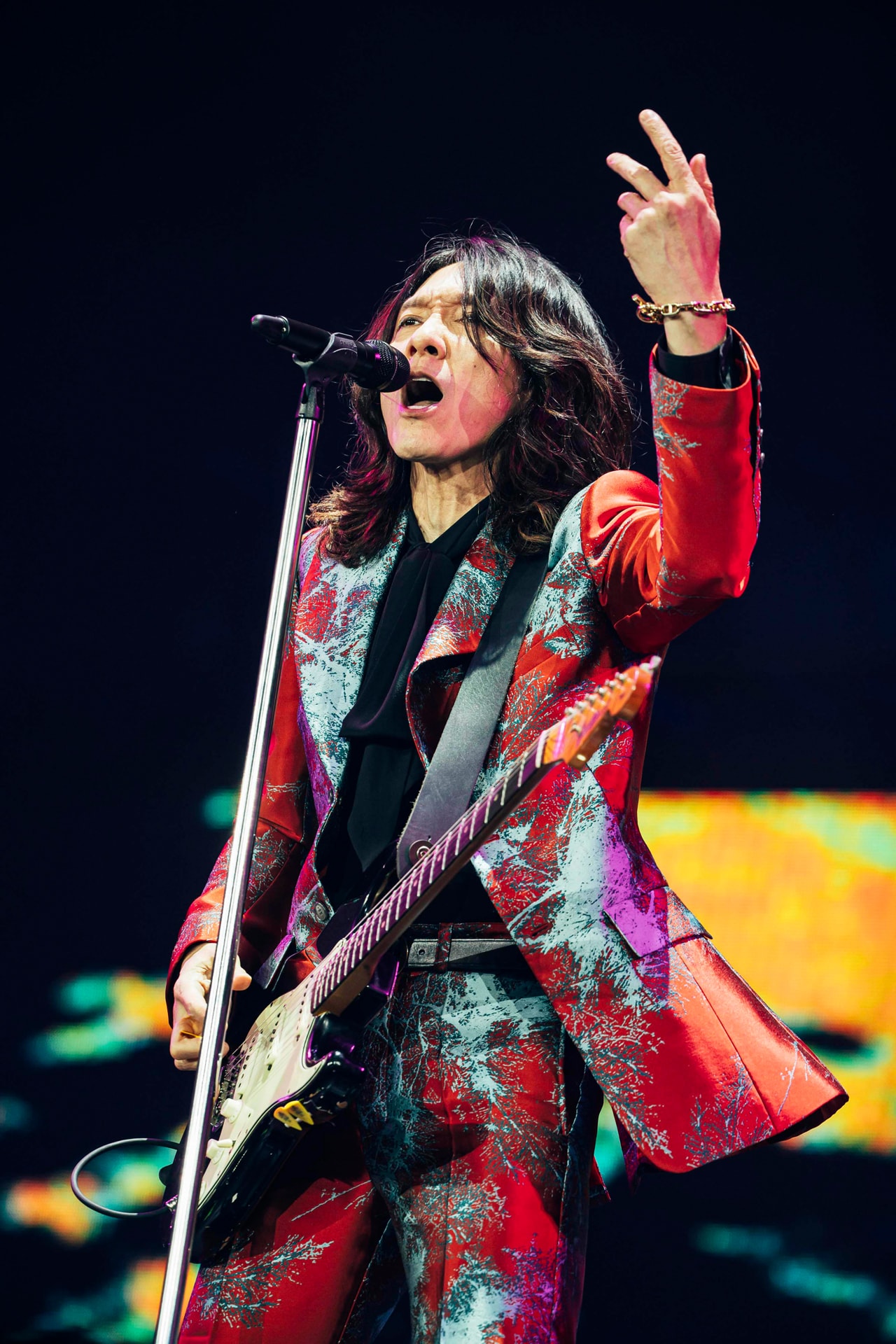 吉井和哉（Vo） [画像ギャラリー 2/11] - 音楽ナタリー