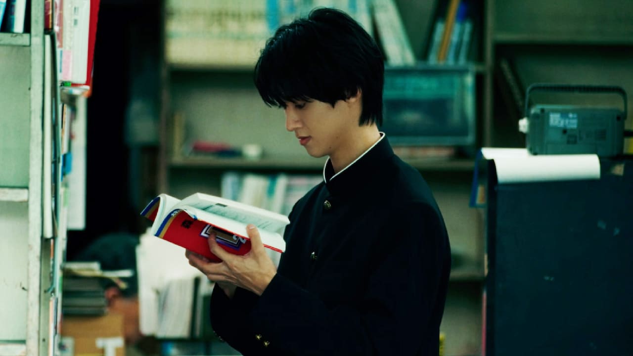 M!LK曽野舜太ソロ曲のMV公開、制服の彼とさあ今日も一歩ずつ前へ（動画