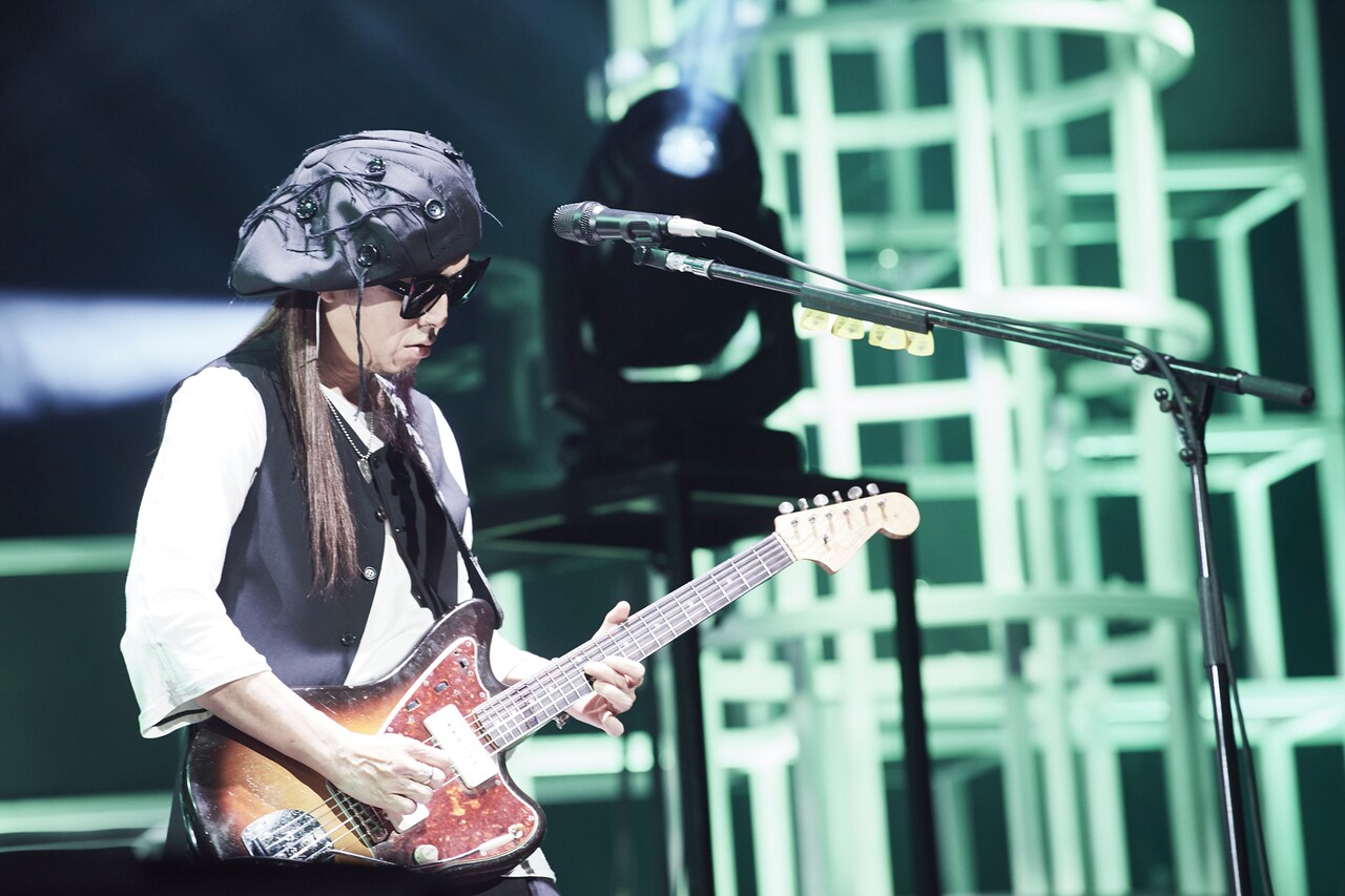 三輪テツヤ（撮影：中野敬久） [画像ギャラリー 10/10] - 音楽ナタリー