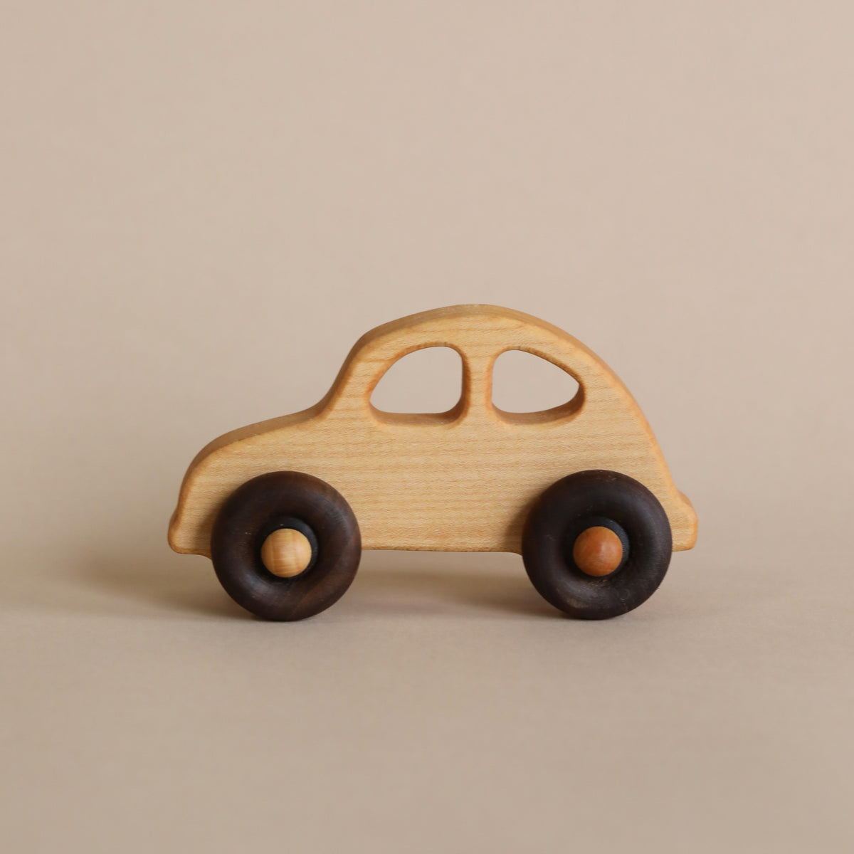 Wooden 1930s Car– Odin Parker