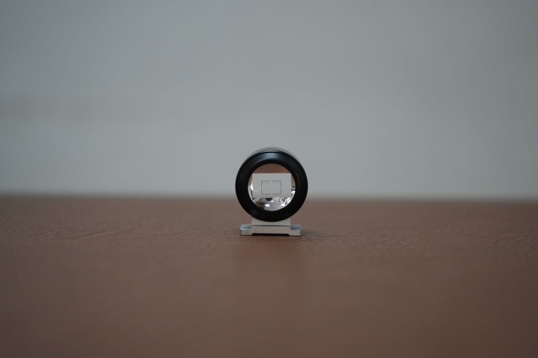Voigtlander 50mm ビューファインダー Black – まるかめら
