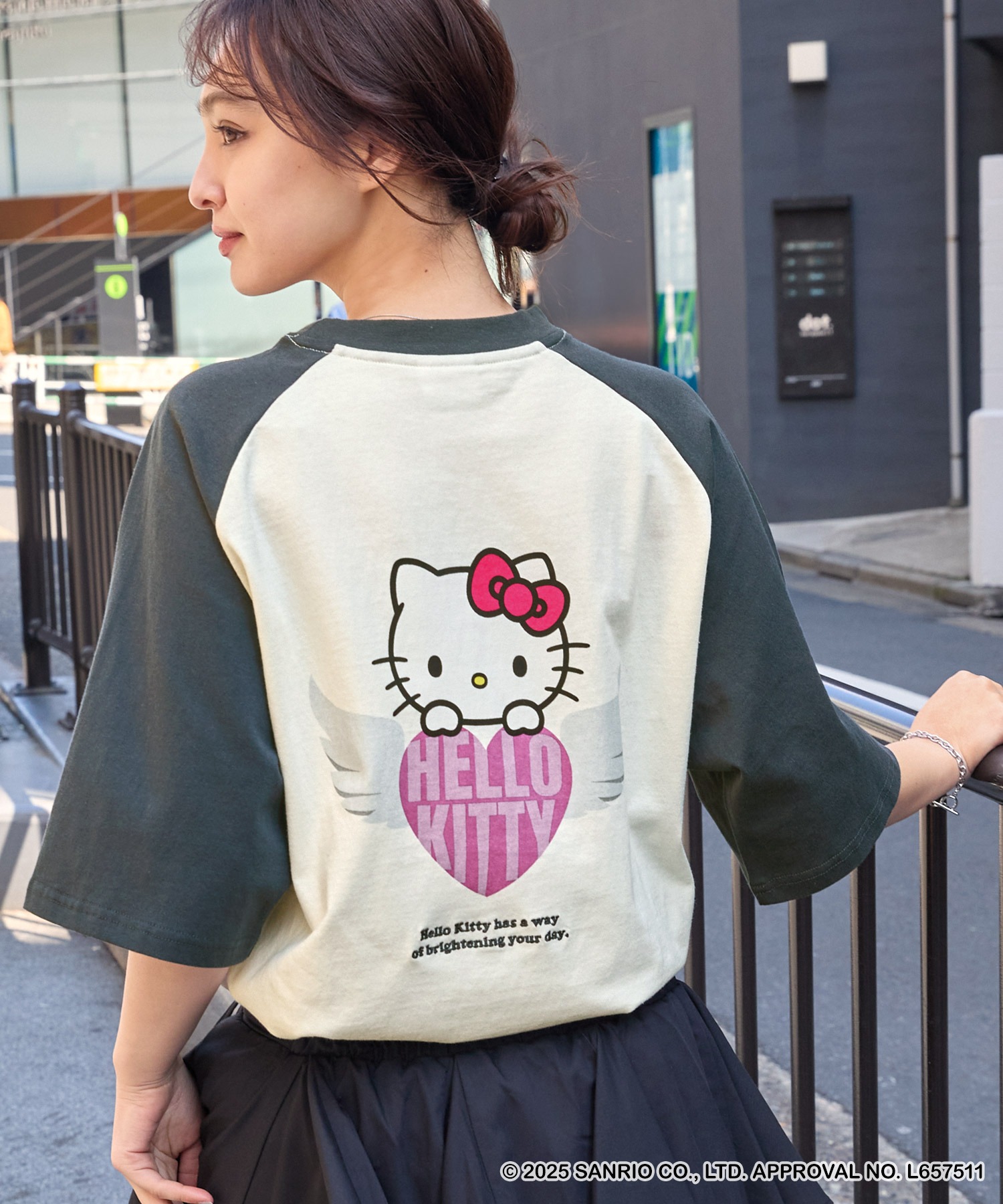 HELLO KITTY】別注 ハローキティデザイン刺繍/プリント オーバーサイズ