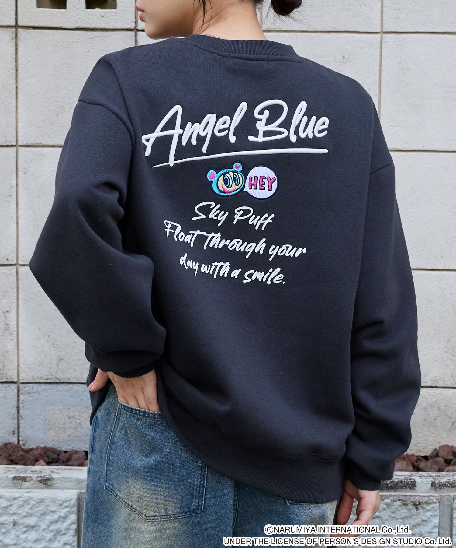 ANGEL BLUE】別注 エンジェルブルー グラフィック刺繍 スウェットプル