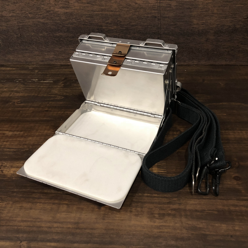 Richardson Chest Fly Box（リチャードソン チェスト フライボックス