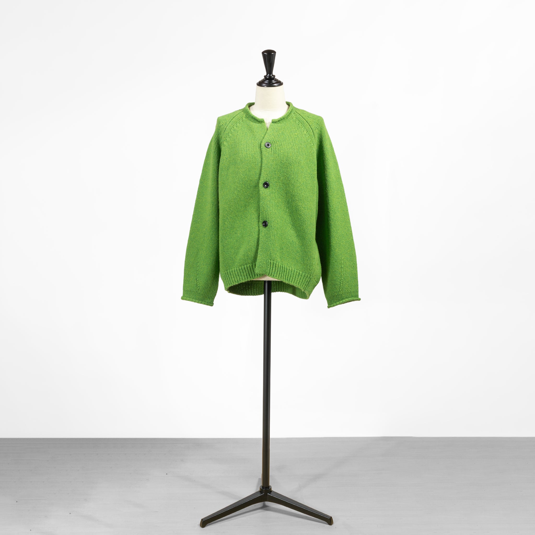 ONTADE公式｜grin グリン シェパードAirラグランカーディガンの通販