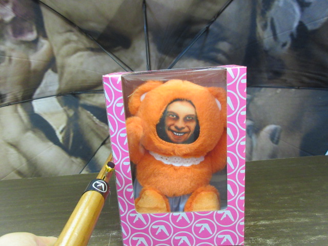 Aphex Twinグッズの出張買取編｜音機館大阪本店（神戸/京都/奈良