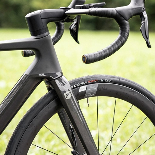 FOCUS ( フォーカス ) ロードバイク IZALCO MAX 9 ( イザルコマックス