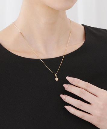 K18YG モルガナイト・ダイヤモンド チャーム|festaria Online Shop