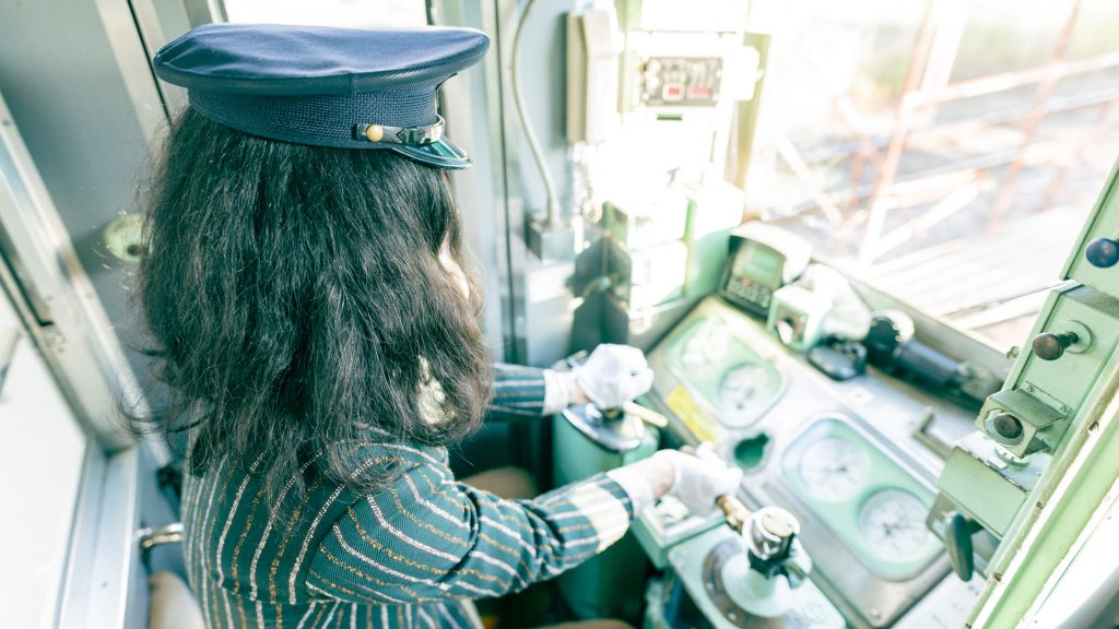 Experience driving a local train! Discover the retro charm of the