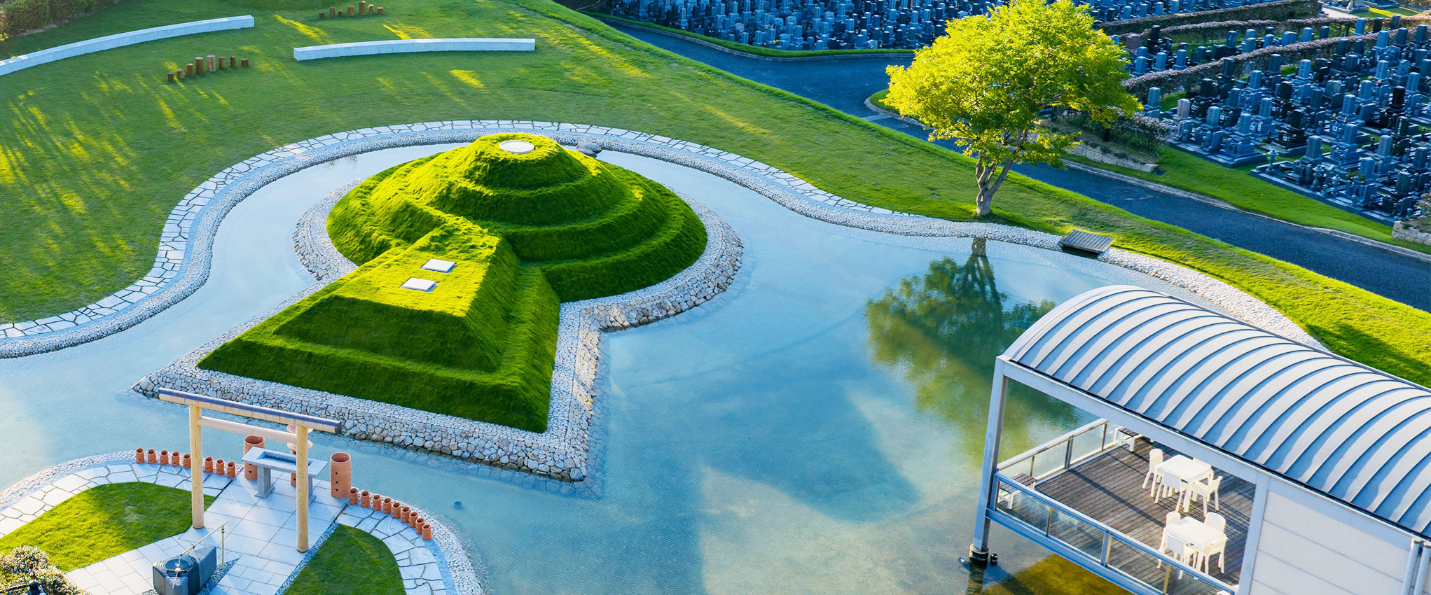 公式】古墳墓（竹田式前方後円墳） - 大阪霊園・墓地 大阪メモリアルパーク