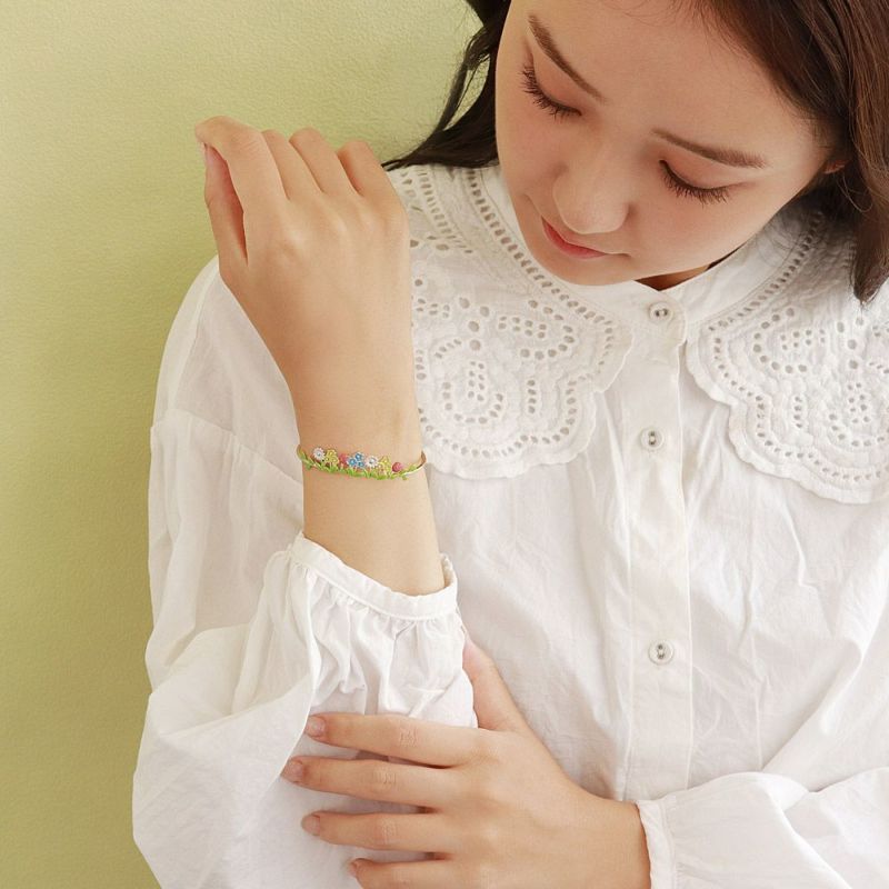 Ayatorie/アヤトリエ】お花畑のバングル – OSEWAYAオンラインストア