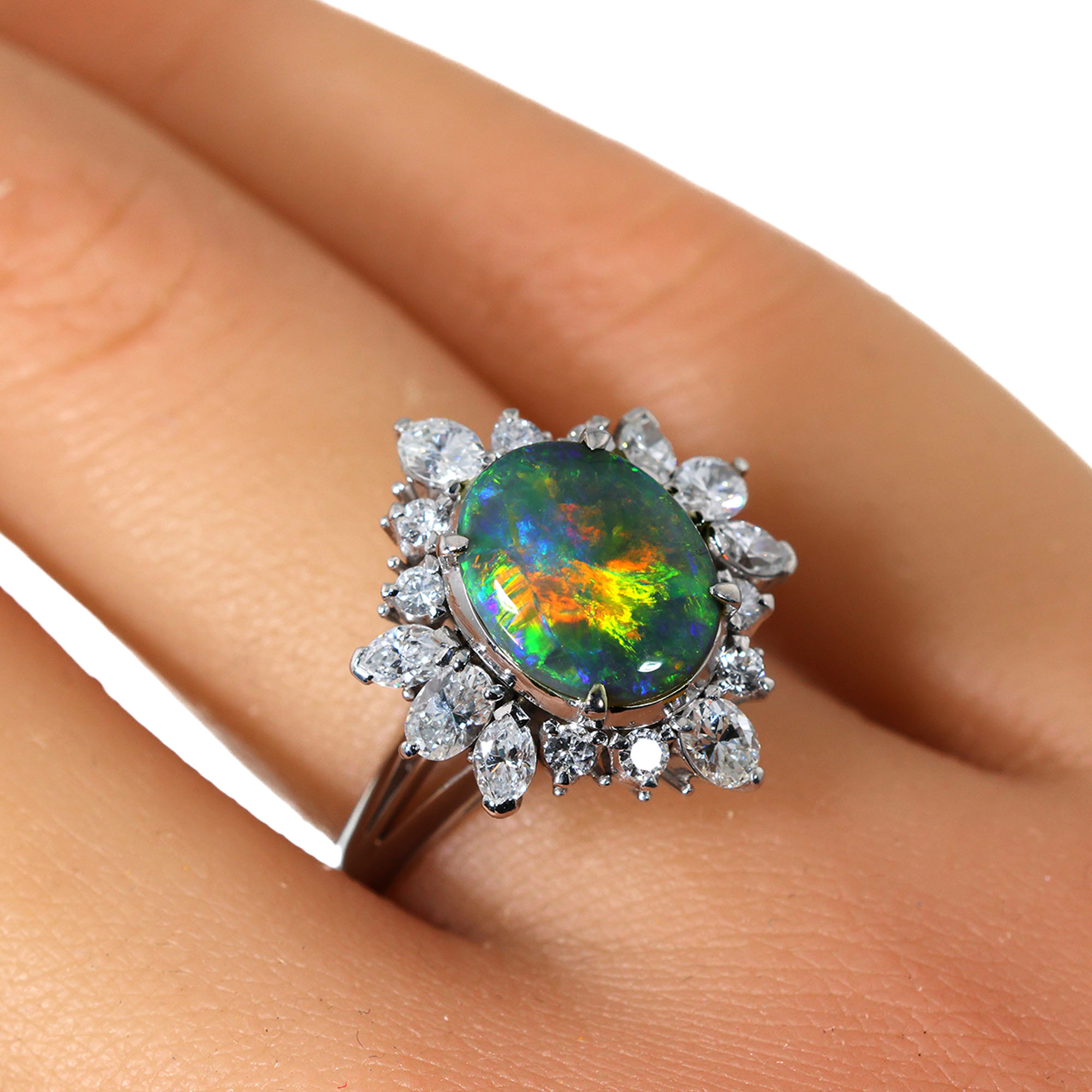 ライトニングリッジブラックオパール - 完全ガイド