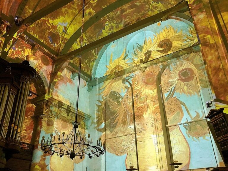 ゴッホ×レンブラント北教会インスタレーション展示│オランダjp