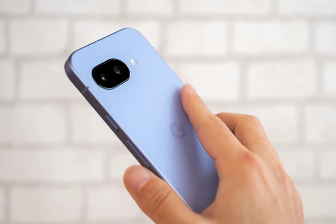 Google Pixel 9a 購入！開封とファーストインプレッション：マット