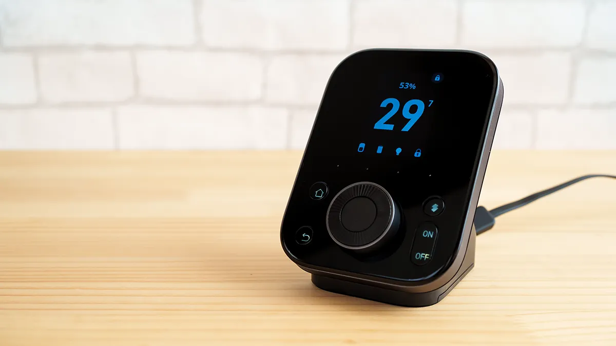 SwitchBot ハブ3 レビュー：ダイヤルやボタンが増えて本体でも操作