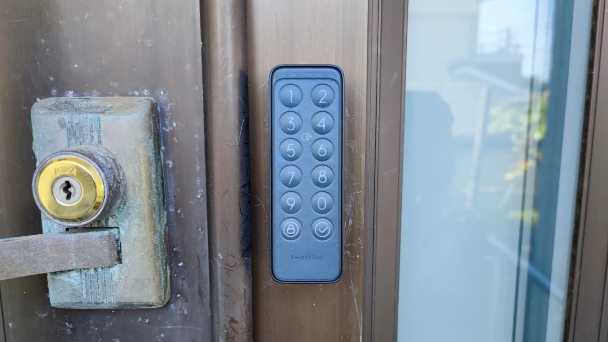 SwitchBotキーパッド レビュー：パスコード・NFCカードでロックを操作