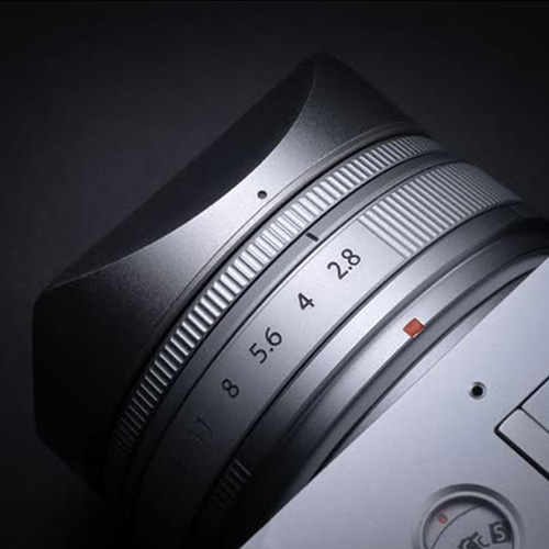生産終了モデル｜売切りセール＞｜スクエアフード FUJIFILM XF27mmF2.8
