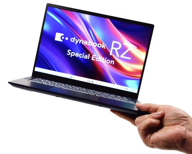 dynabook RZ/HW (Special Edition) レビュー：超軽量ボディでゲームが