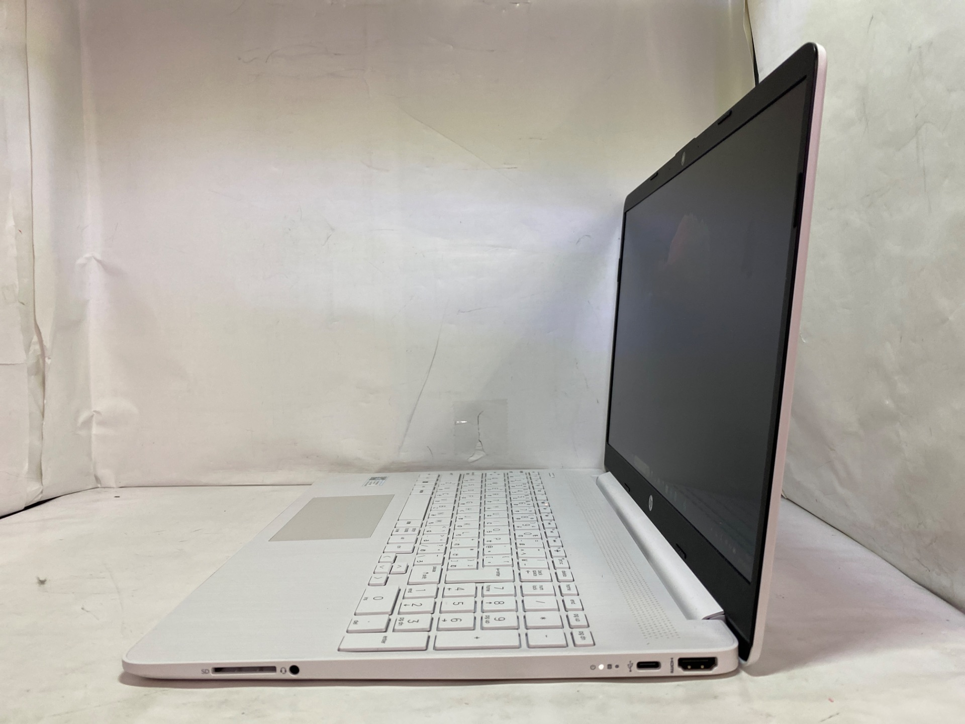 HP(ヒューレットパッカード) HP Laptop 15s-eq1xxxの激安通販(詳細情報