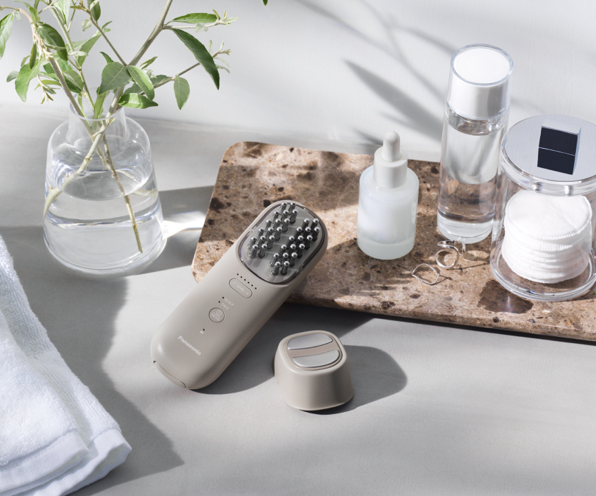 商品特長・効果 | 特長 リフトケア美顔器 バイタリフト ブラシ EH-SP60