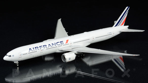 Air France Boeing 777-300ER F-GZND Phoenix PH4AFR2171 04400 Scale
