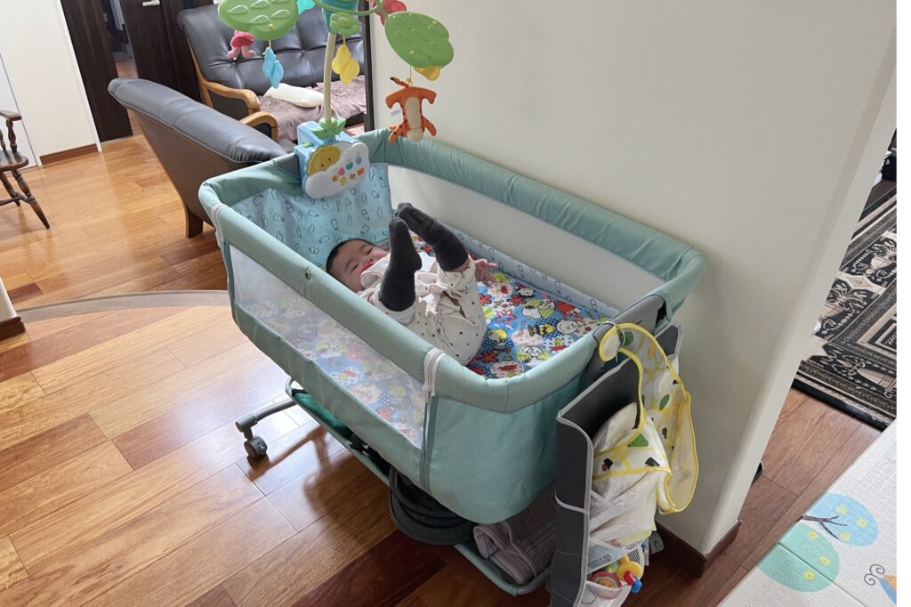 ZOOBLYのベビーベッドを購入しレビュー｜軽量で安全に使える
