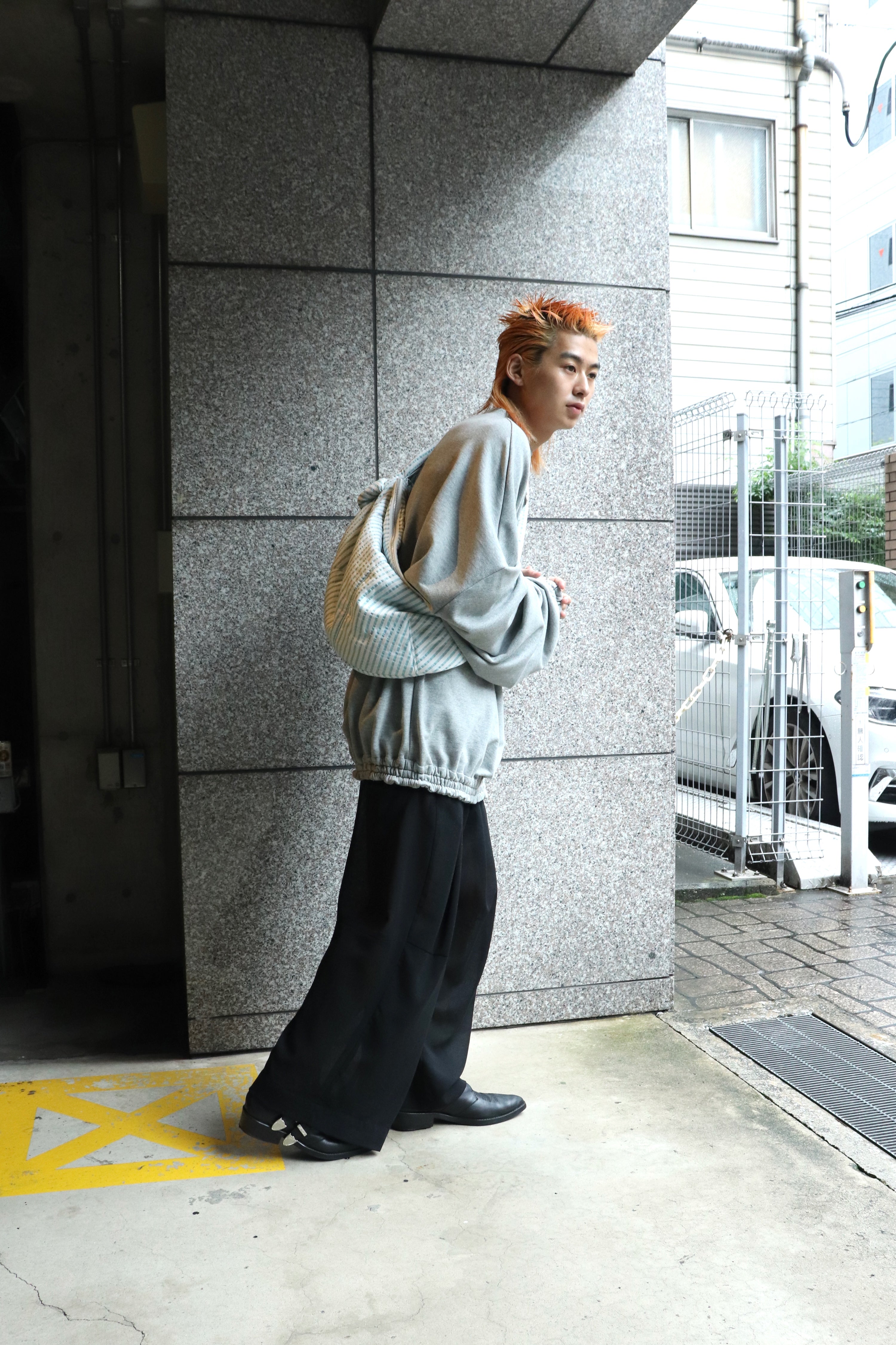 SHINYAKOZUKA(シンヤコヅカ)のORDINARY GIANT CREW HEATHERの通販