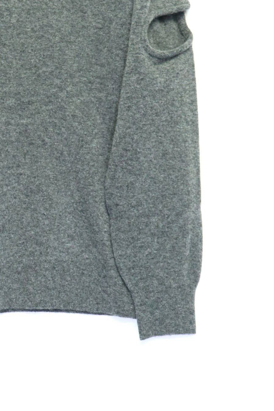 TOGA VIRILIS(トーガ ビリリース)のHole knit pullover GRAYの通販