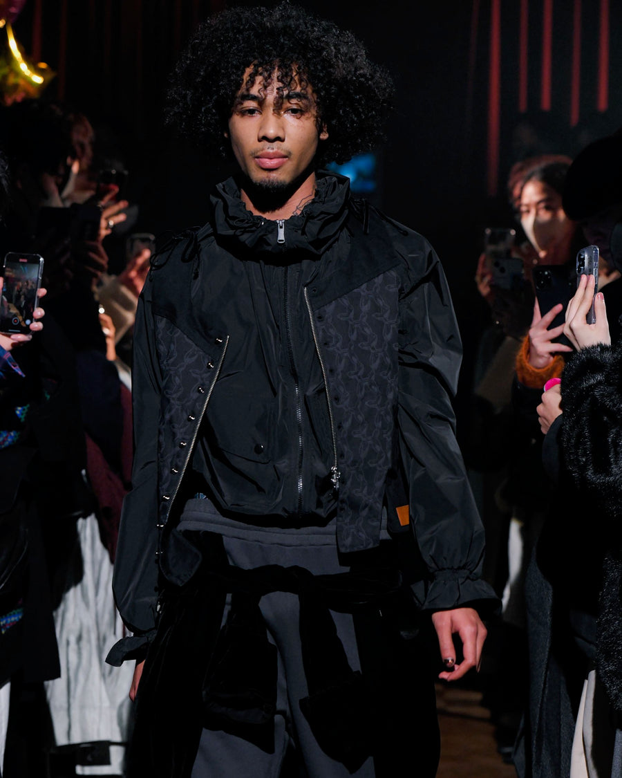 MASU(エムエーエスユー)のNYLON HOODED JACKET BLACKの通販｜PALETTE