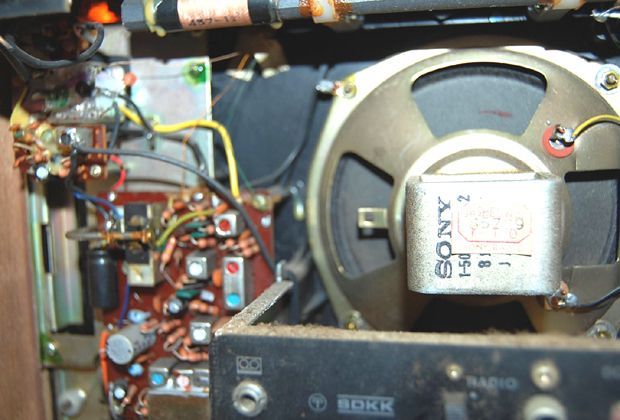 ソニー TFM-9500 Multi Sound 【SONY FM & AM SOLID STATE RADIO