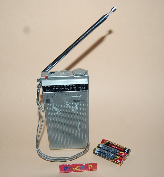 National RF-566 ラジオ 動作品 昭和レトロ National RF-566 ラジオ