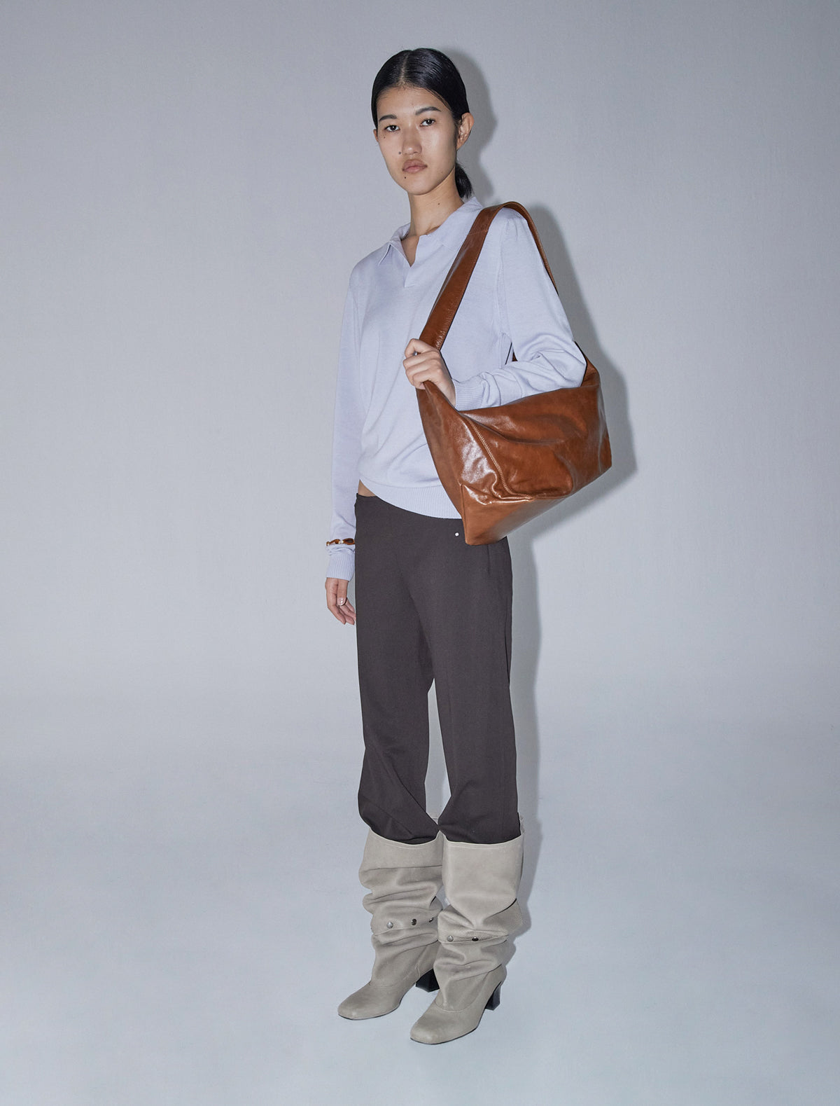 LISA-Brown large leather bag with a wide handle – paloma wool