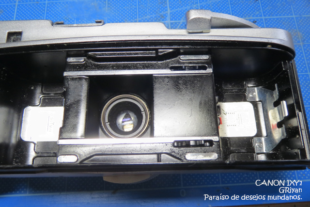 FUJICA RAPID S2 美しいデザインの油ギッシュカメラを分解修理