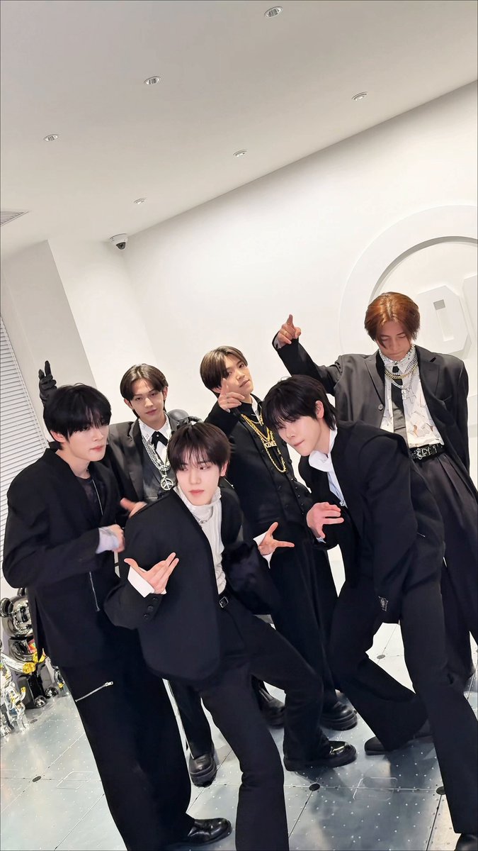 CLOSEYOUREYES JP (@CYE_JPOFFICIAL) / Posts / X