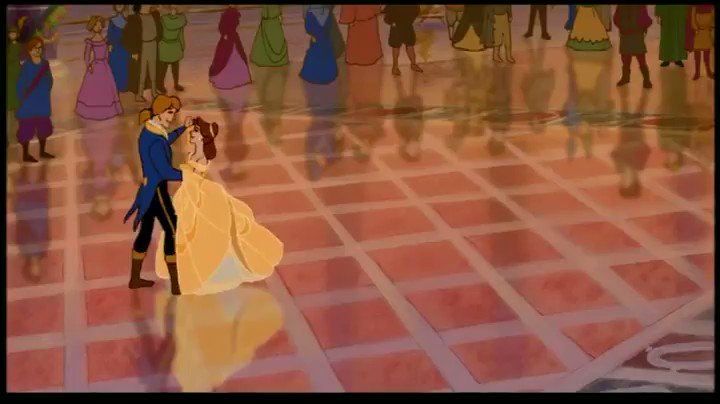 ちなみにラストの「人間の姿に戻った王子がベルとダンスを踊るシーン