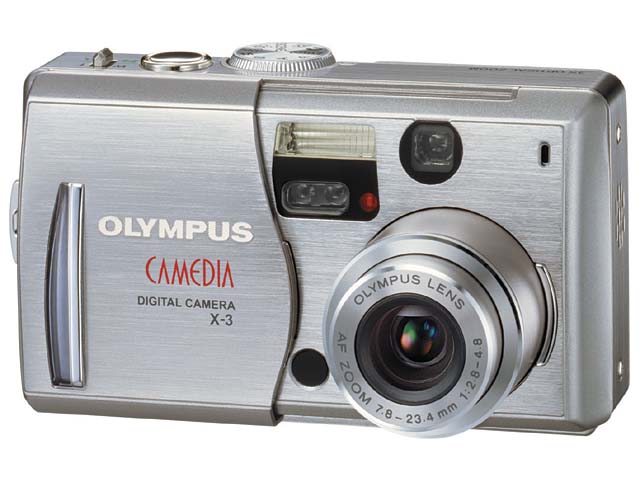 オリンパス、デュアルAFになった610万画素デジカメ「X-3」