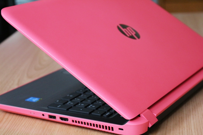 2015年夏モデルHP Pavilion 15-ab000スタンダードモデル「ピーチピンク