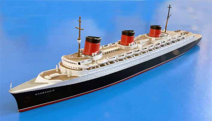 ノルマンディ 1/1250 : バス、鉄道、車、船・・・