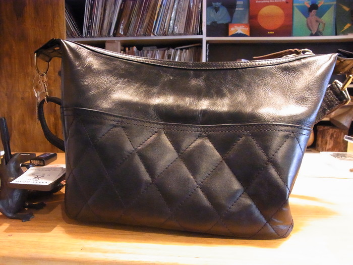 Standard Motorcycle Leather : 