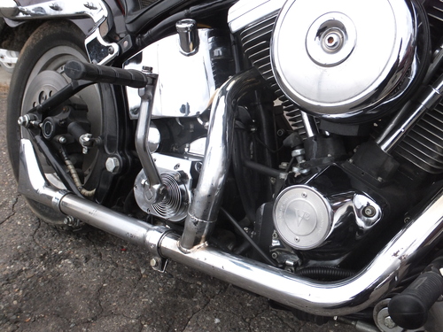 エボ・キックキット取付 : 長野県上田市と東御市の境 タダのバイク屋