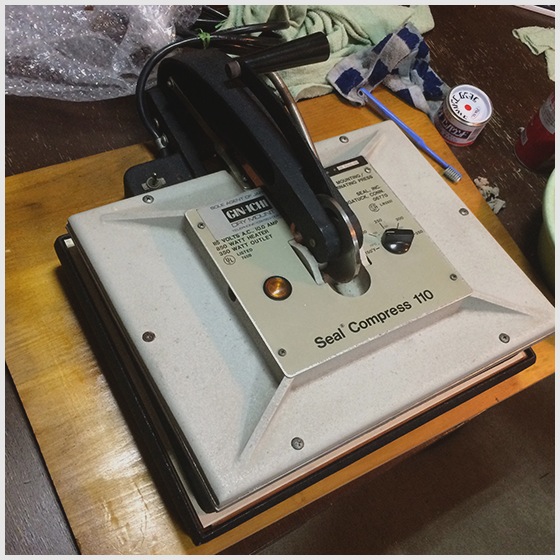 暗室日記45 ドライマウントプレス機を導入する 1 : 鳥人の翼 In order